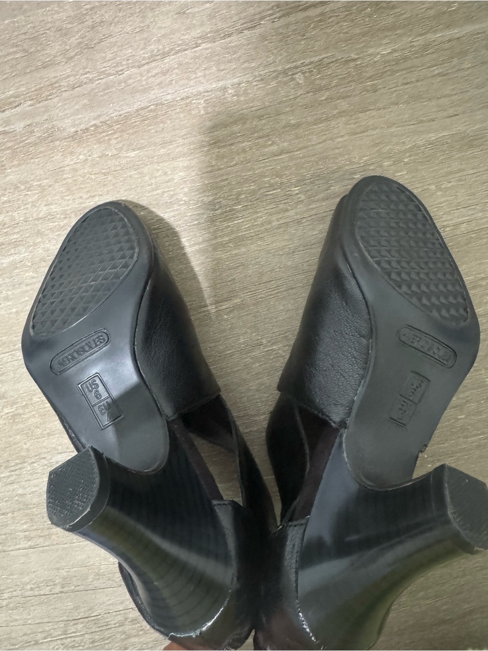 AEROSOLES Black Leather Crisscross Peep-Toe Heels | Very Good Condition - Picture 6 of 8